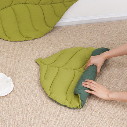 Leaf-Shaped Pet Sleeping Mat for Cats & Dogs