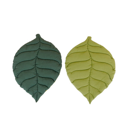 Leaf-Shaped Pet Sleeping Mat for Cats & Dogs